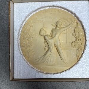 VTG Madama Butterfly Alabaster Raised Relief Collector Plate 1st ed. Italy box